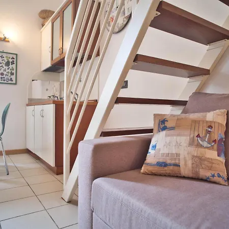 Medusa - Monolocale Centro Apartment Finale Ligure